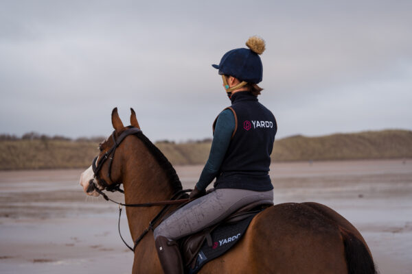 Yardd Ladies Navy Gilet