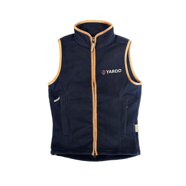 Image of Yardd gilet from the front with a white background